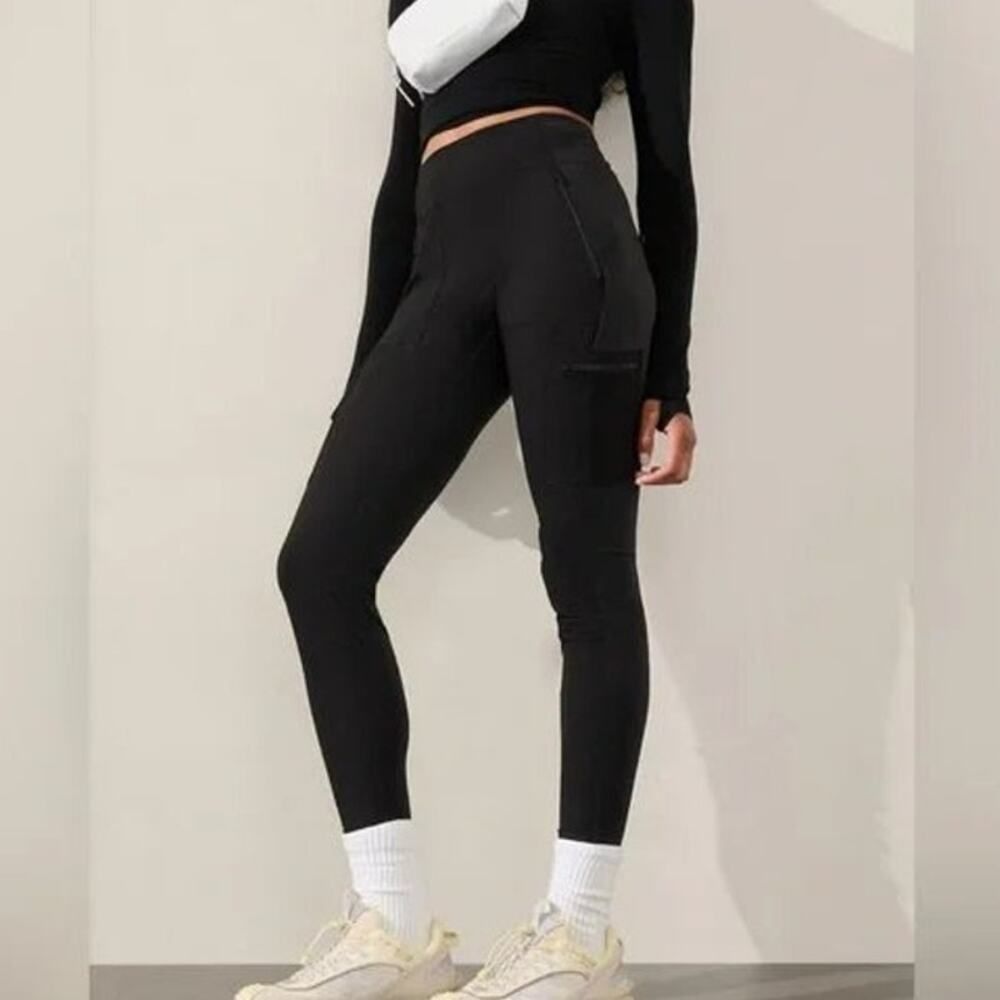 Athleta Headlands Hybrid Cargo Tight Pants In Black Sculptek Hiking Legging